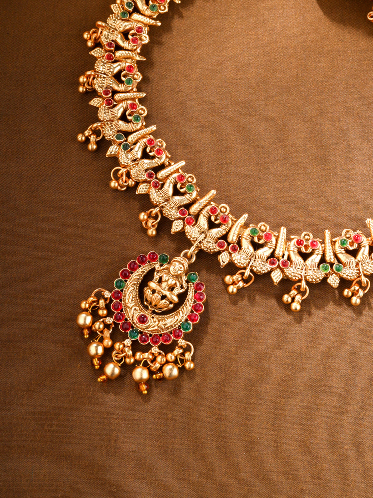 Yellow Chimes jewellery set - Elegant for weddings