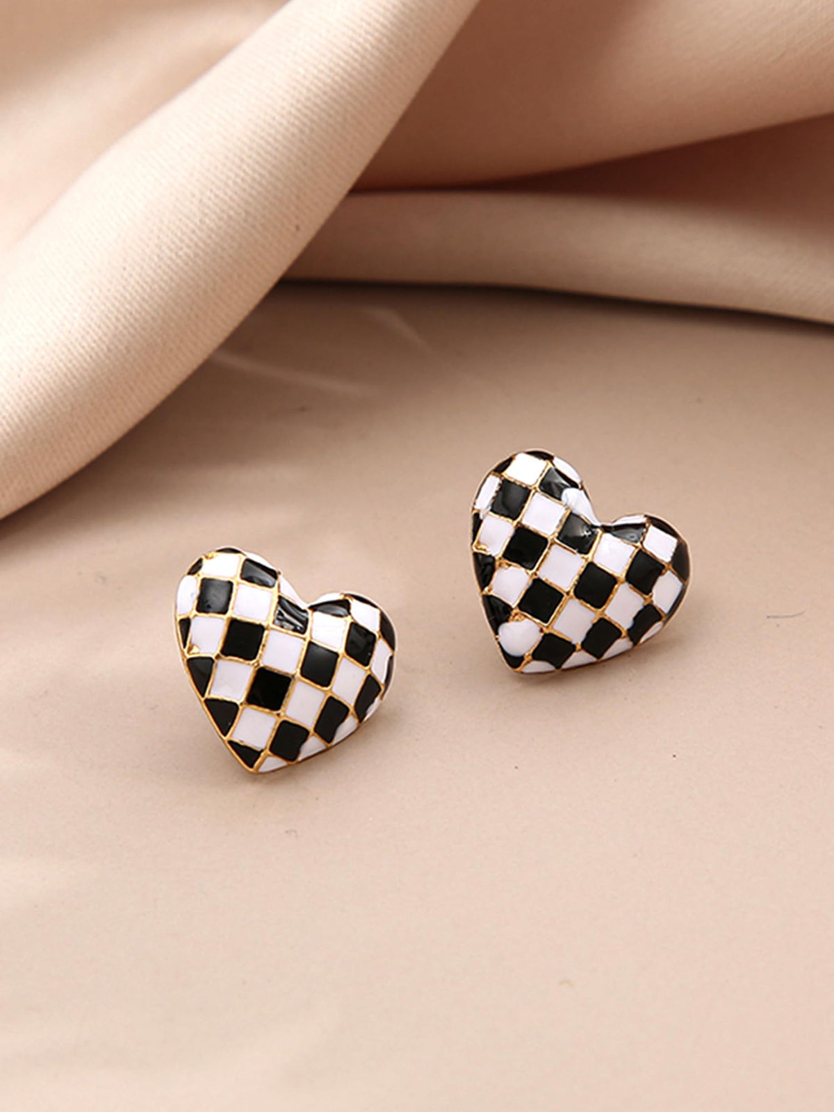 Kairangi Black and White Heart Shaped Stud Earrings - Party Wear