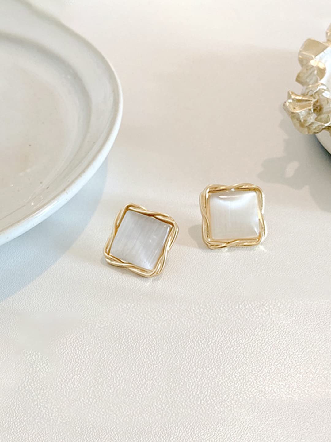 unwind floral stud earrings - perfect for birthday gifts
