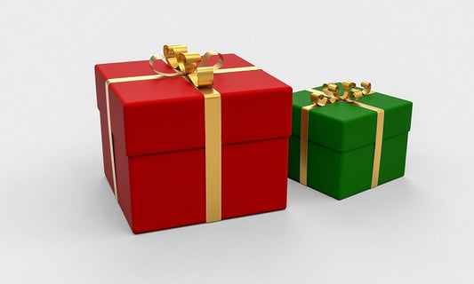 3 Gift Ideas That Give Back: Gifting Consciously in 2022