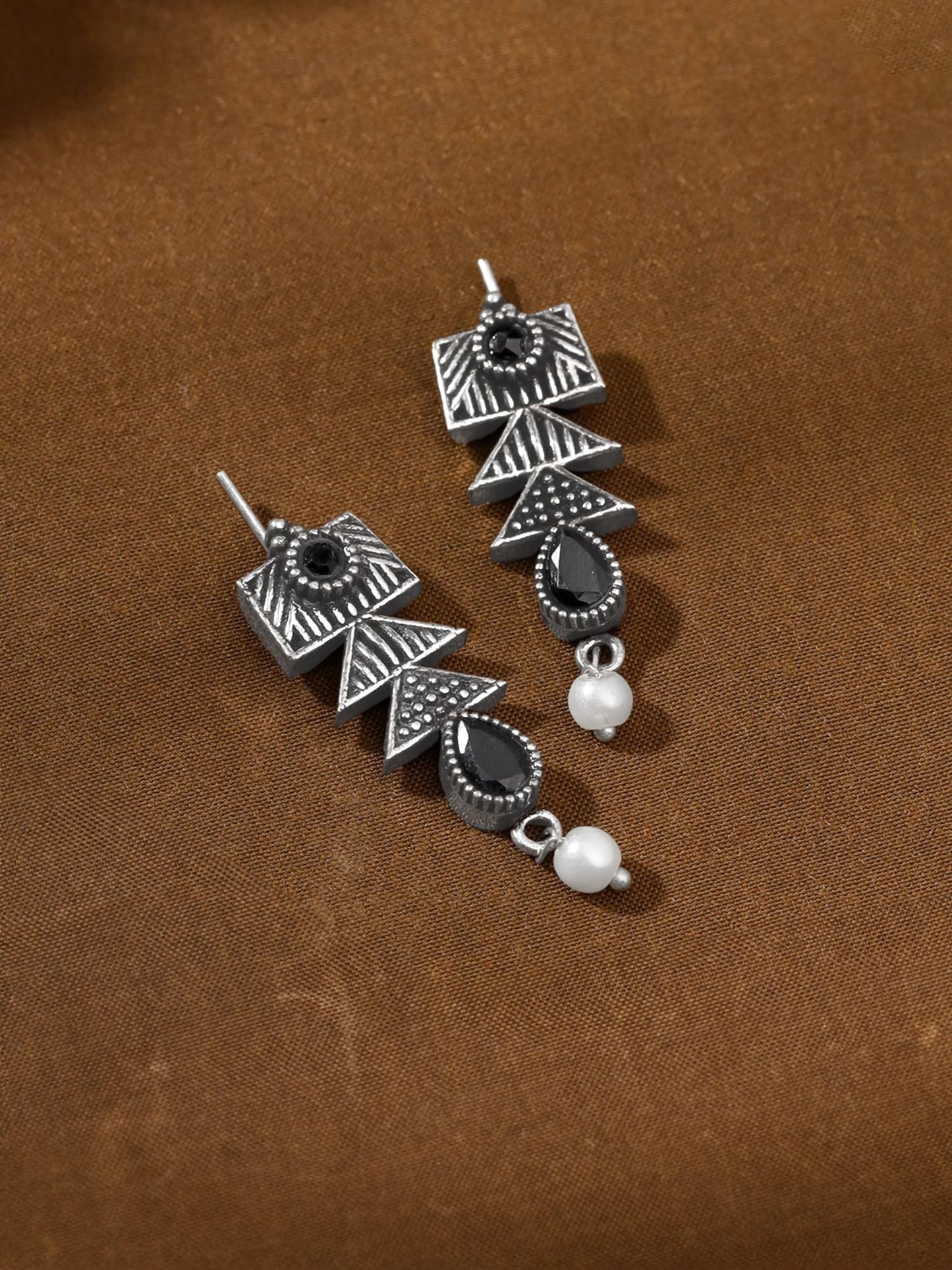 Yellow Chimes black stone choker set - Perfect for weddings