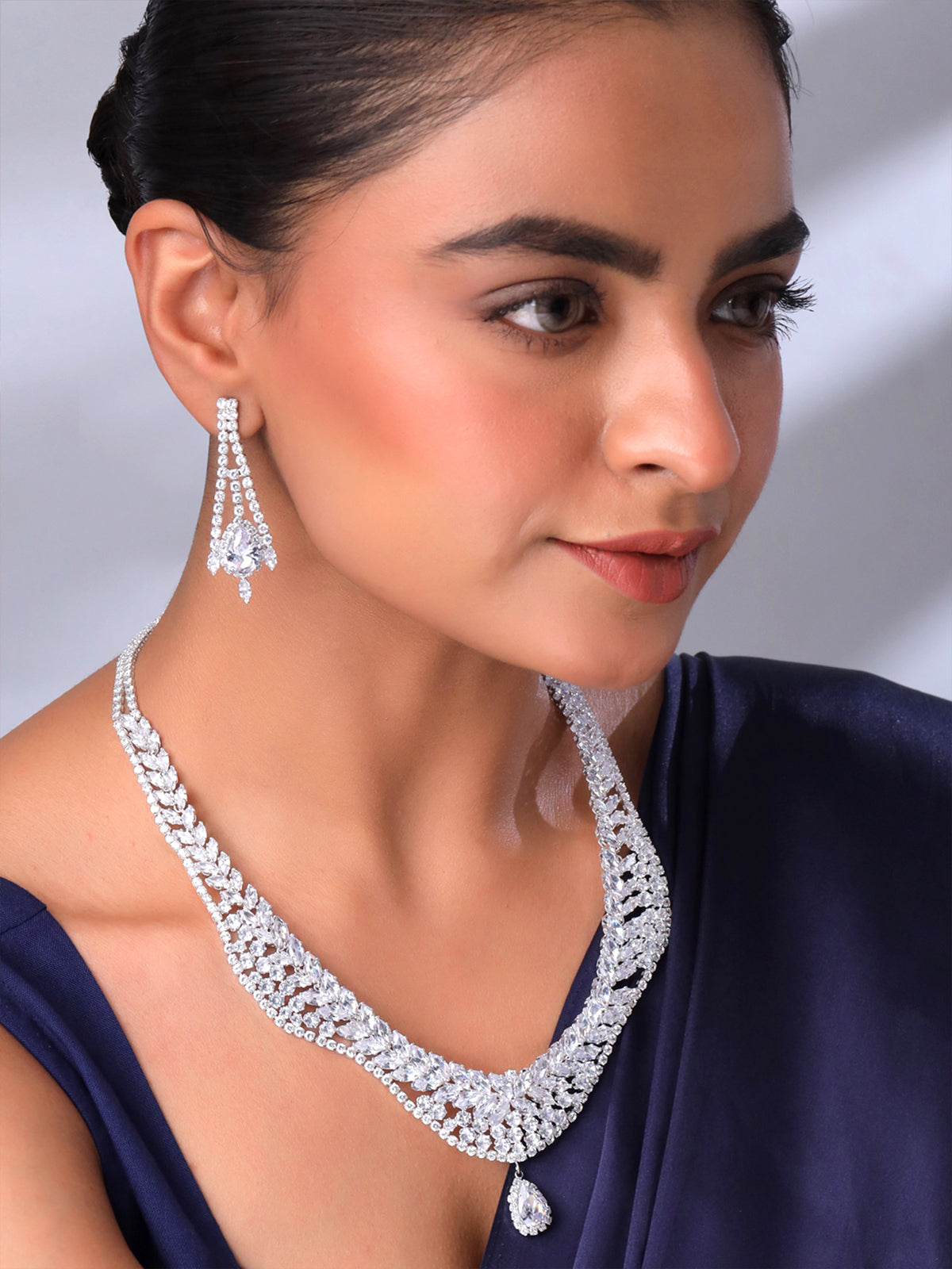 Yellow Chimes jewellery set - Elegant necklace for weddings