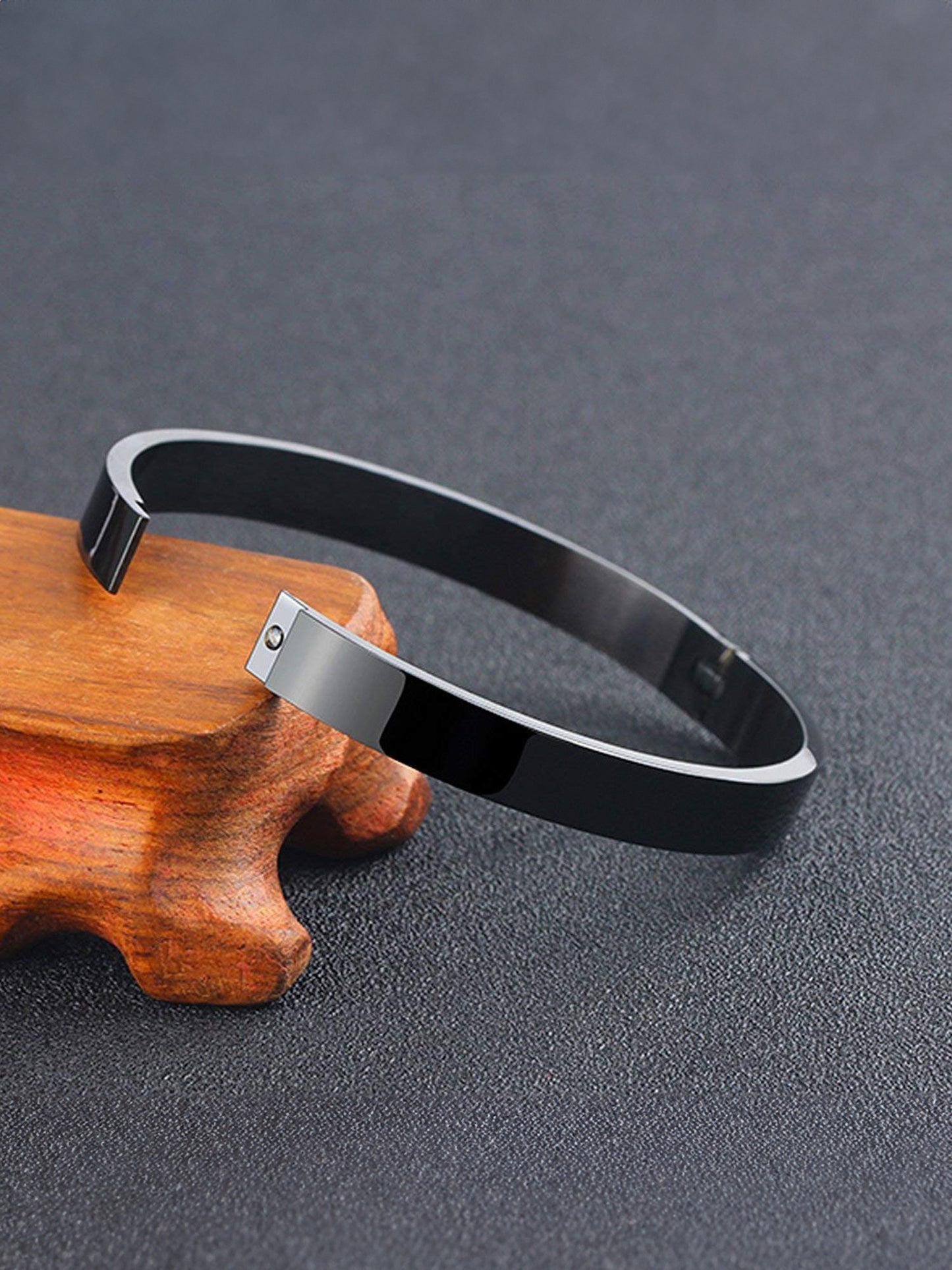 Yellow Chimes Black Kadda Bracelet - Stylish accessory for men