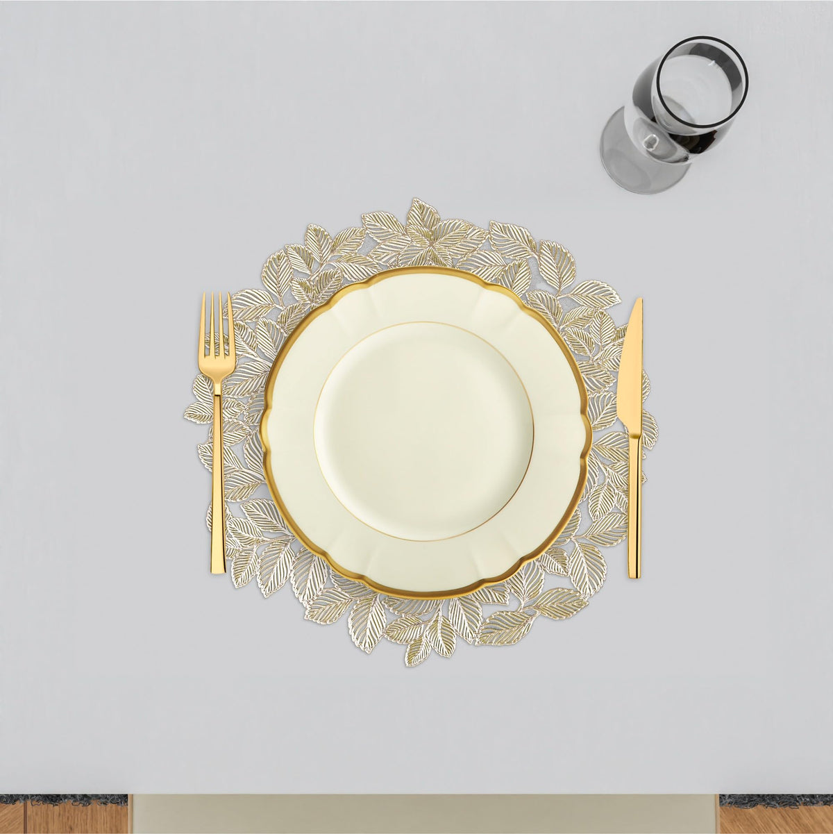 Kuber Dining Table Mats - Luxe finish image