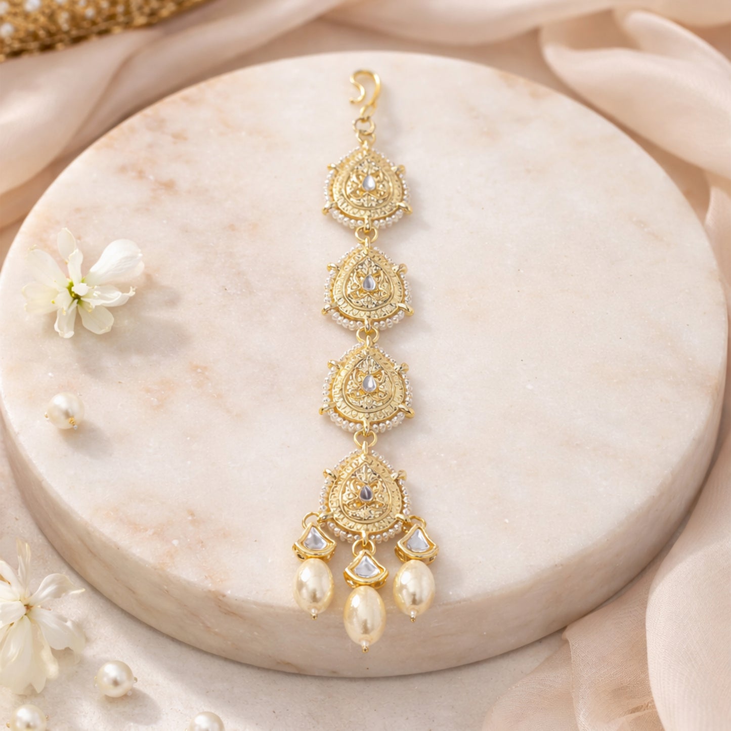 Yellow Chimes gold plated kundan mangtikka - elegant festive wear
