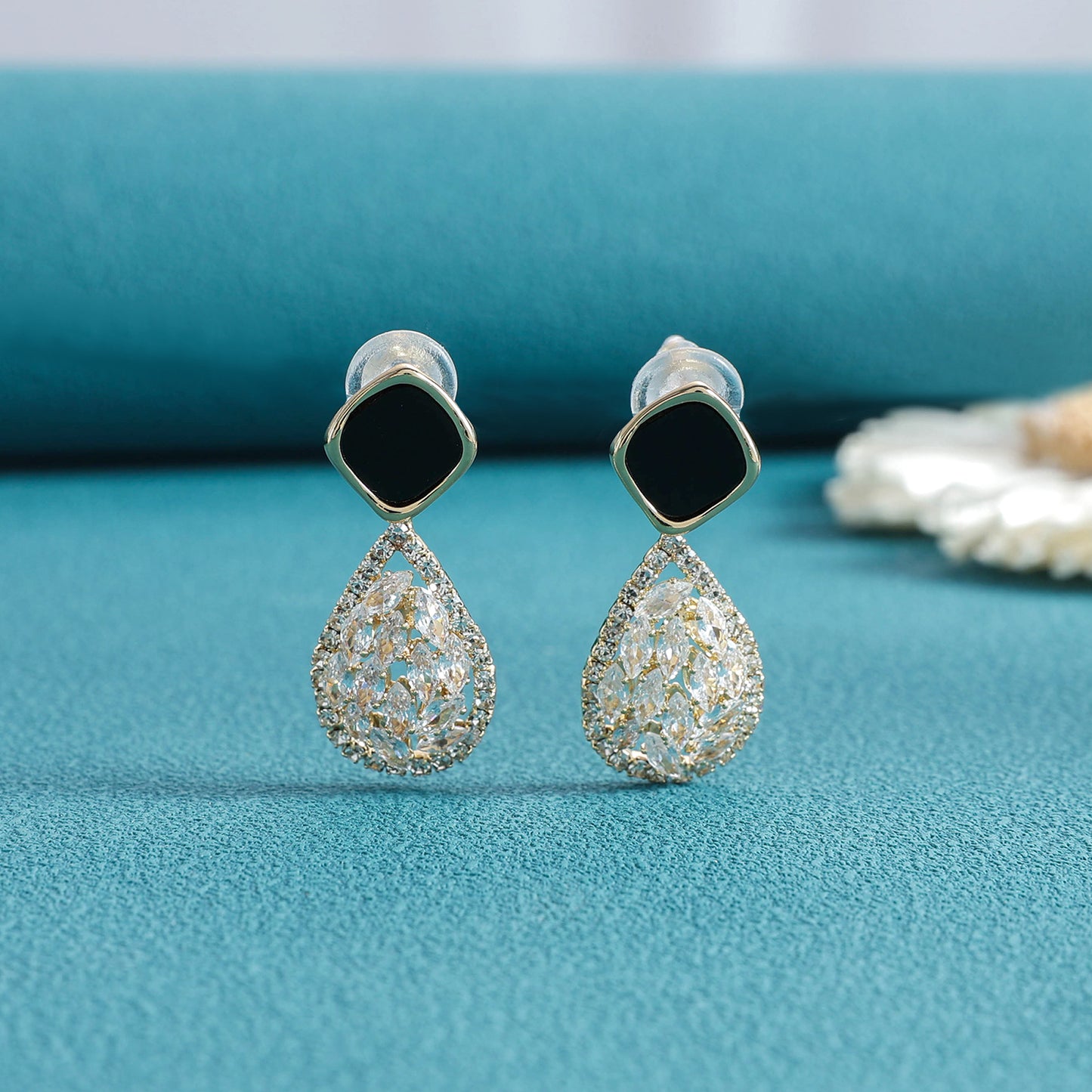 Yellow Chimes fashionable teardrop earrings - Casual outings