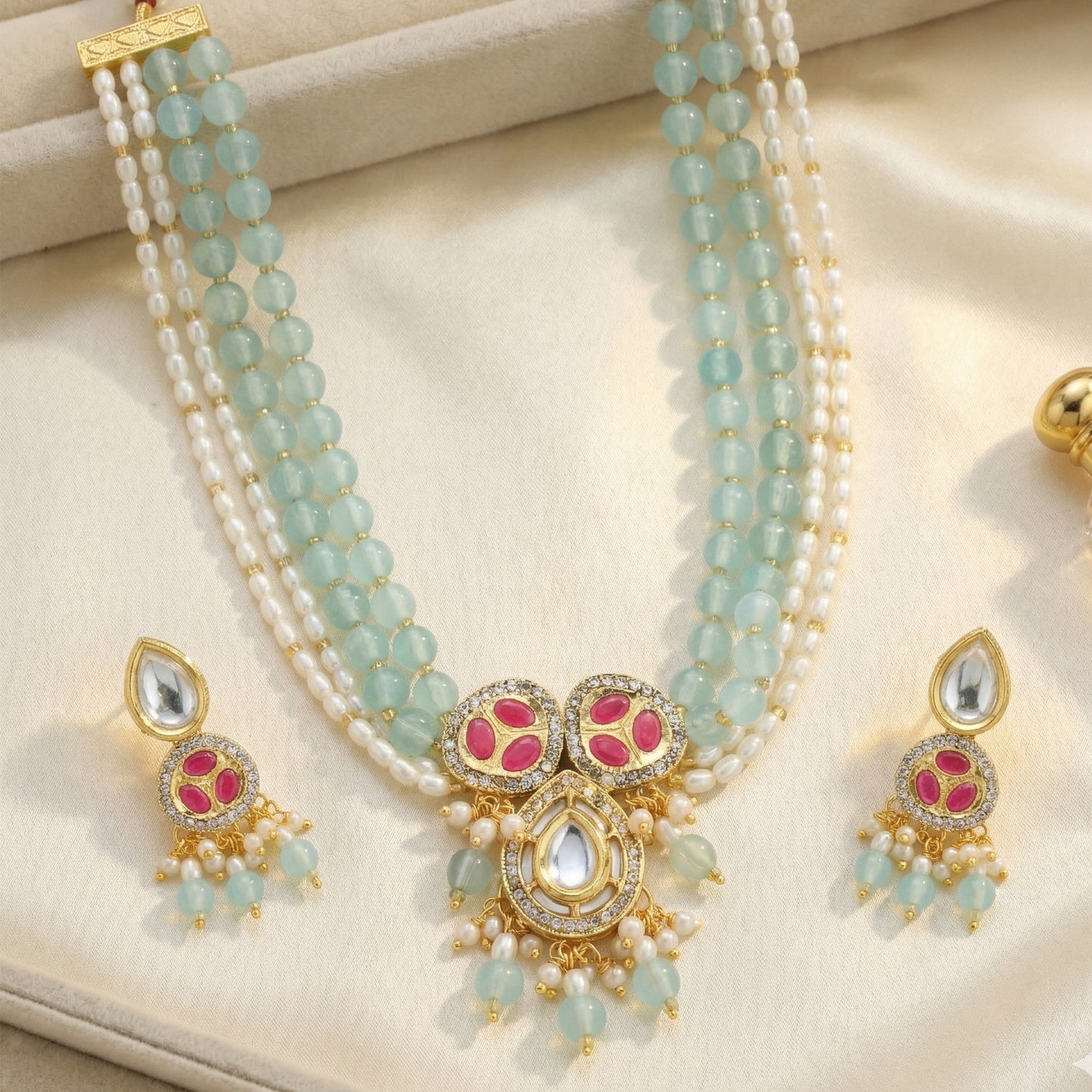 Yellow Chimes Kundan jewellery - exquisite gifting option