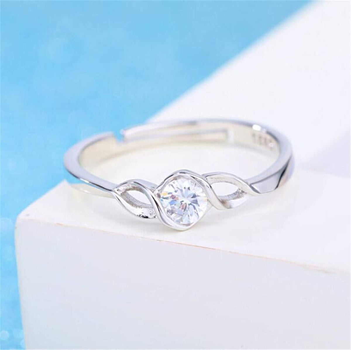 Kairangi Crystal Ring - Special Occasion Accessory