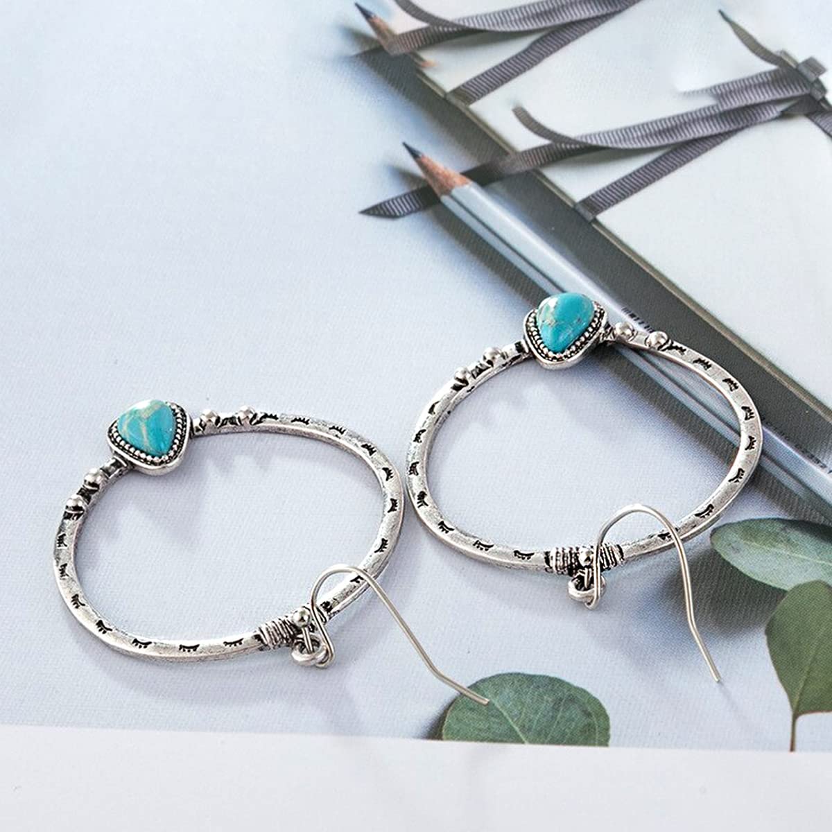 unwind Lightweight Drop Earrings - Contemporary fashion accessory