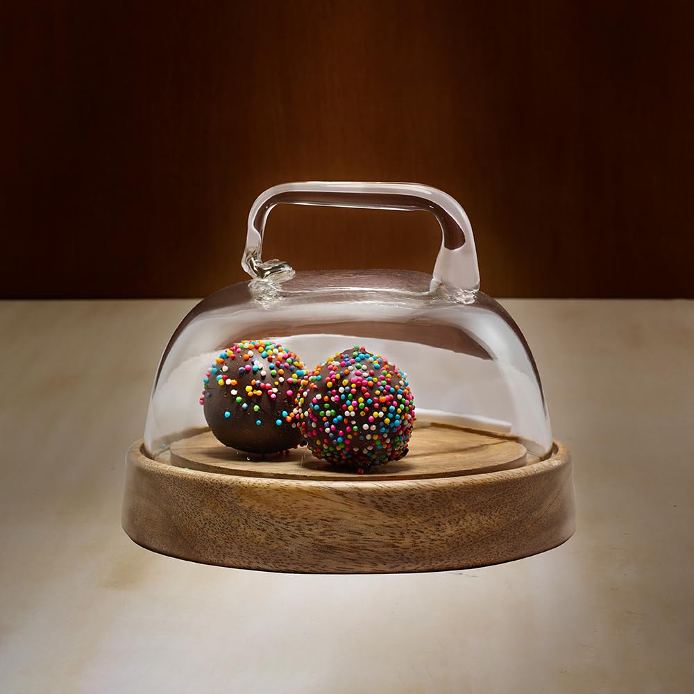 Ellementry pastry cloche - Elegant display for kitchen counters