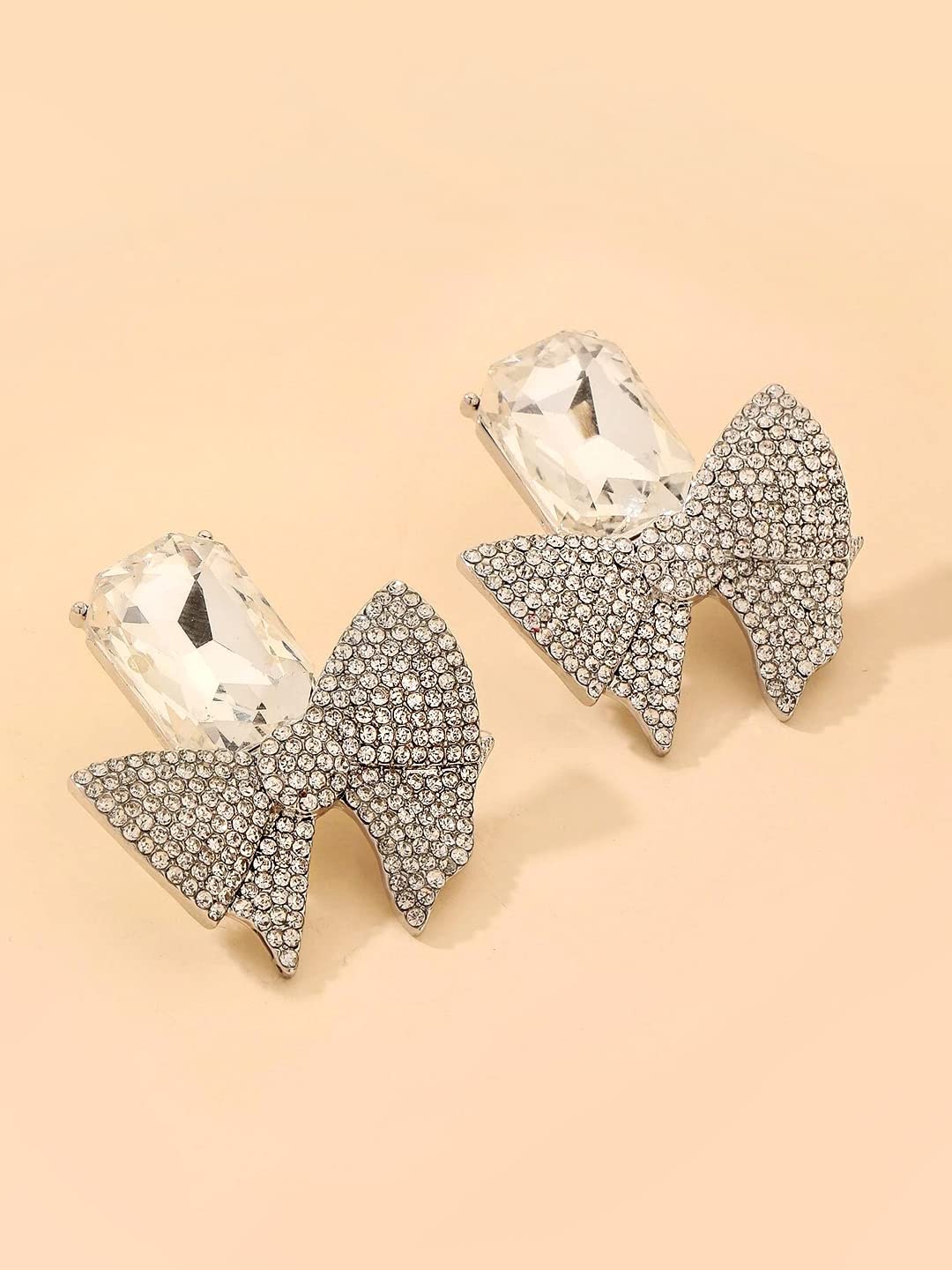 Elegant alloy earrings - enhance your everyday outfits