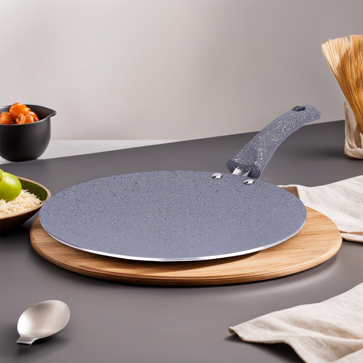 The Better Home Harmony Series Non Stick Roti Tawa with Riveted Handle | 24 cm Diameter | High Grade Aluminium | Scratch Resistant Surface | Roti Nonstick Dosa Tawa Non Stick Pan | Grey