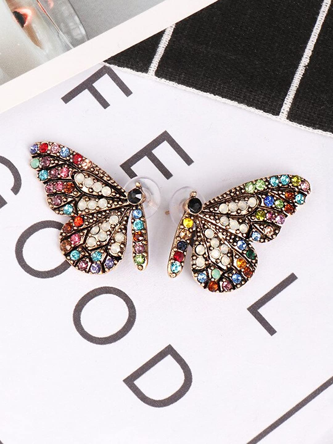 Kairangi stud earrings - Ideal for birthdays