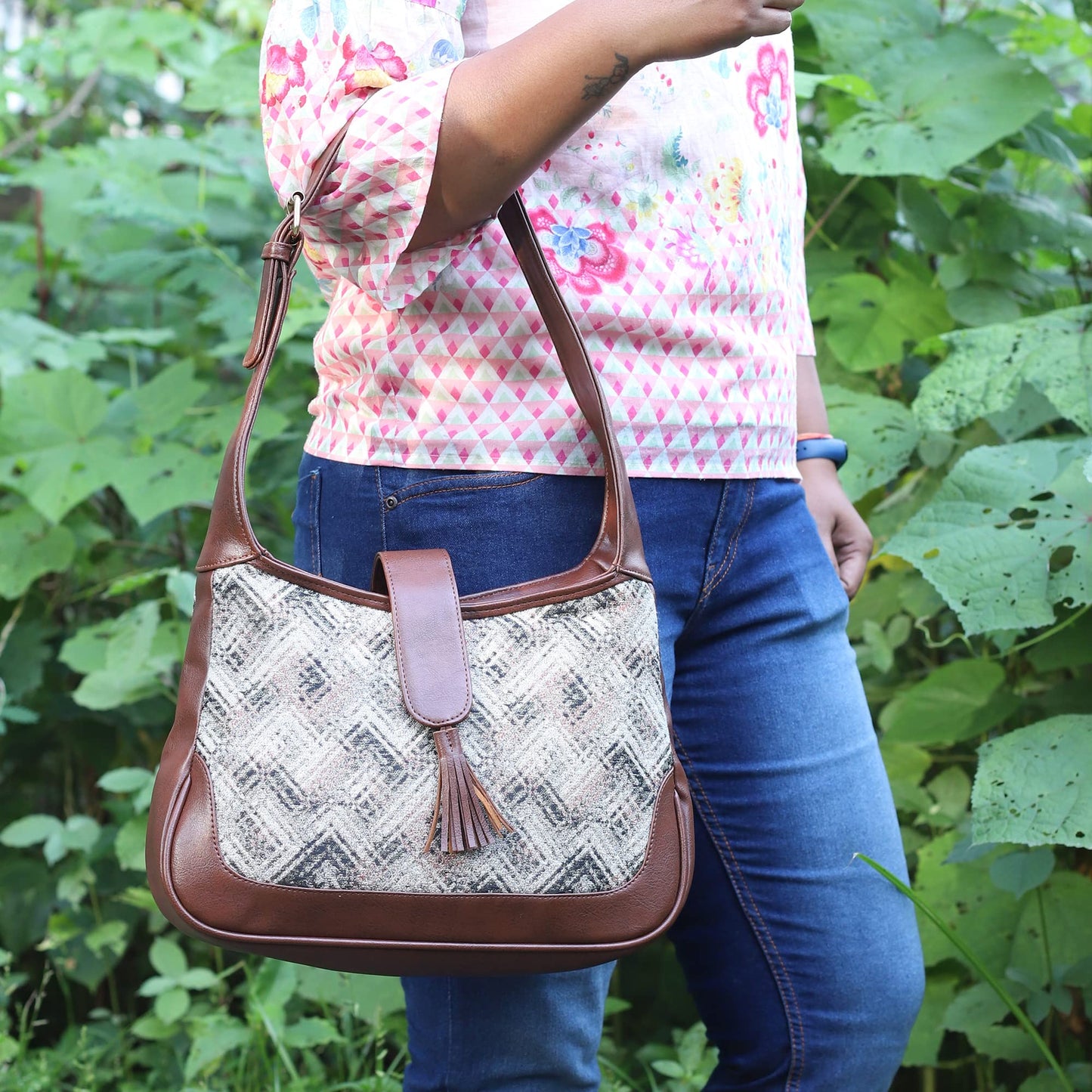 Samantha Tapestry Handbag - Lightweight, Checkered Design | 3 Pockets | Capacity: 7 | White-Checks