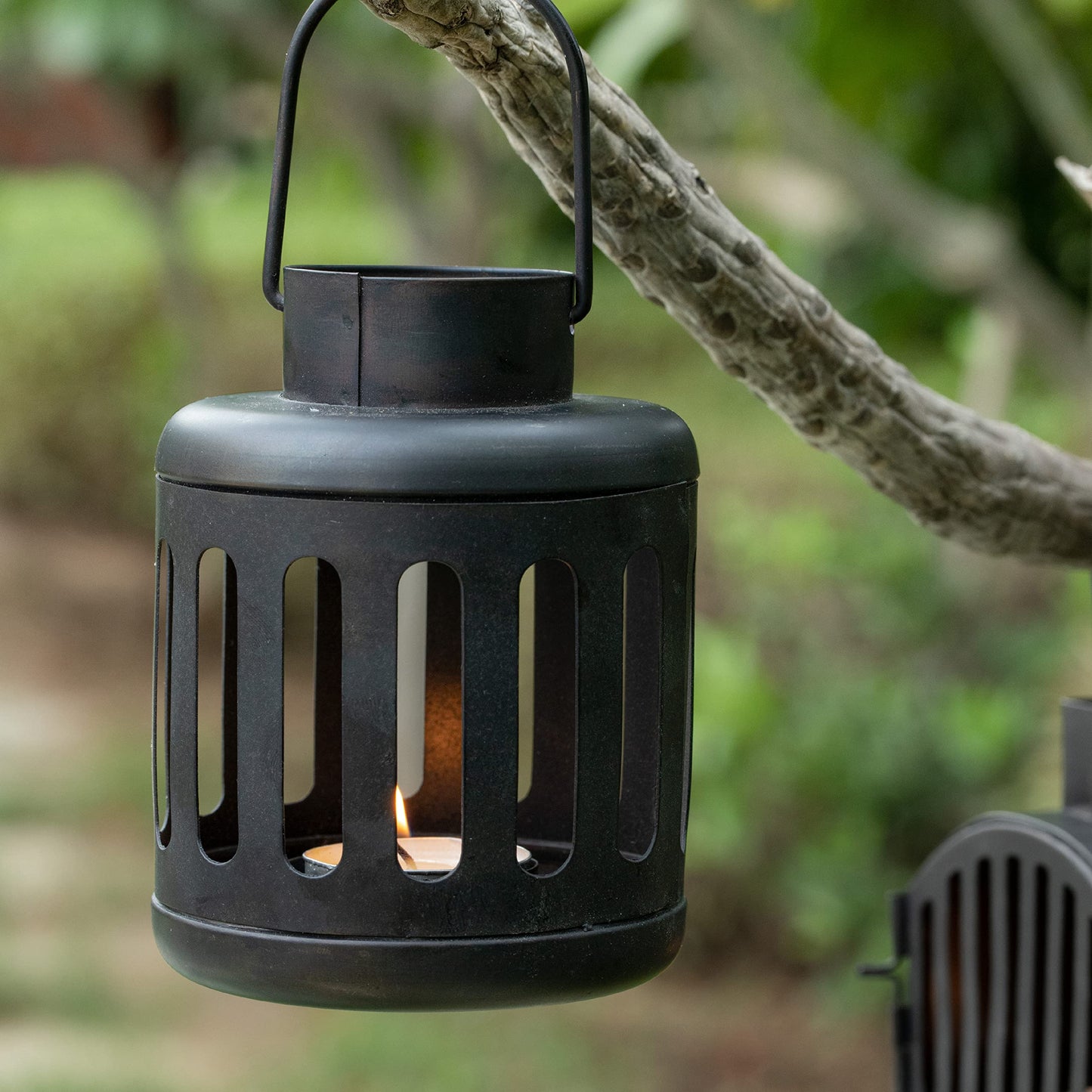 Ellementry Kuma Metal Round Lantern Set of 2 (with Tealight) | Candle Holder Stands for Balcony and Garden | Hanging Lamp for Home Decoration | Aesthetic Lalten for Vintage Christmas Decor and Gifts