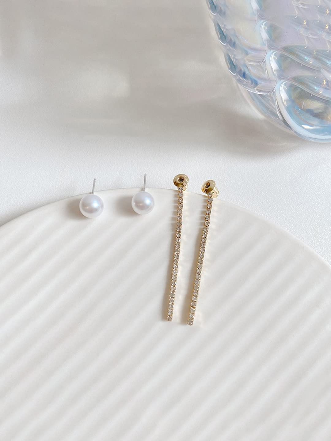 Unwind drop earrings - elegant everyday wear