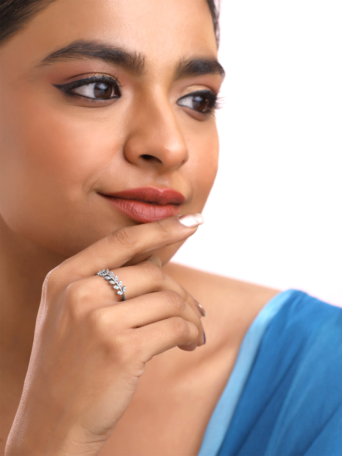 Yellow Chimes adjustable silver leafy ring - stylish accessory for parties