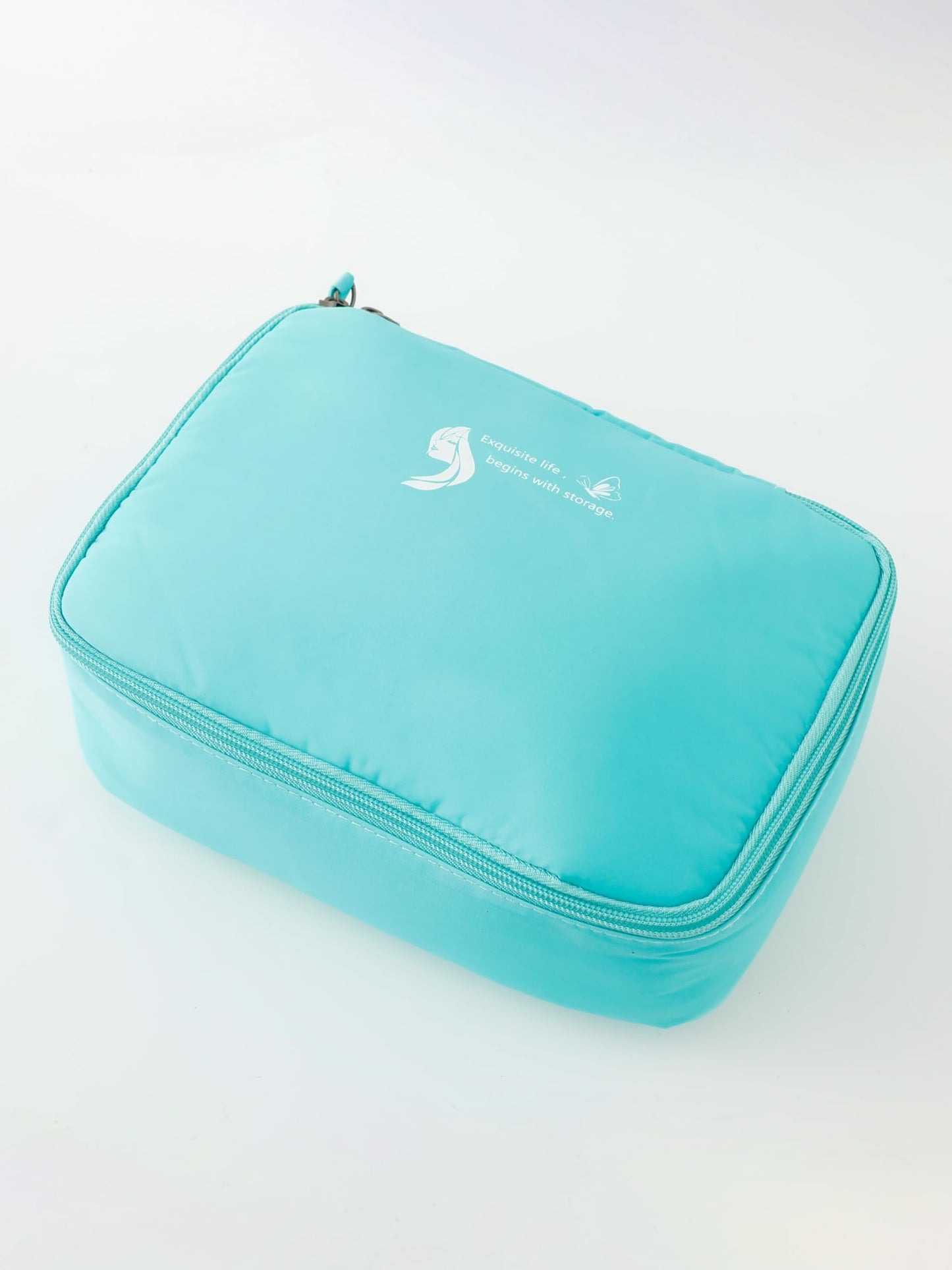 UMAI Makeup Pouch - Waterproof travel companion