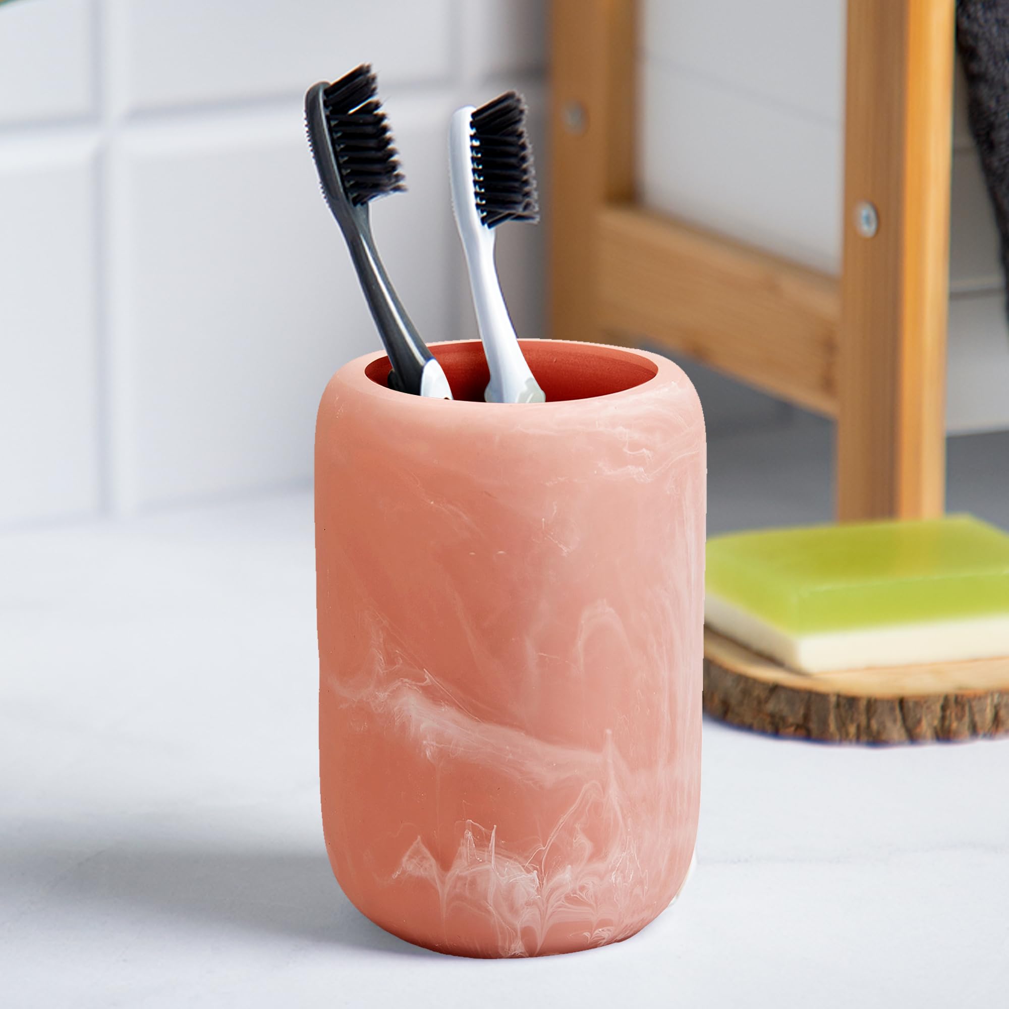 toothbrush-holders