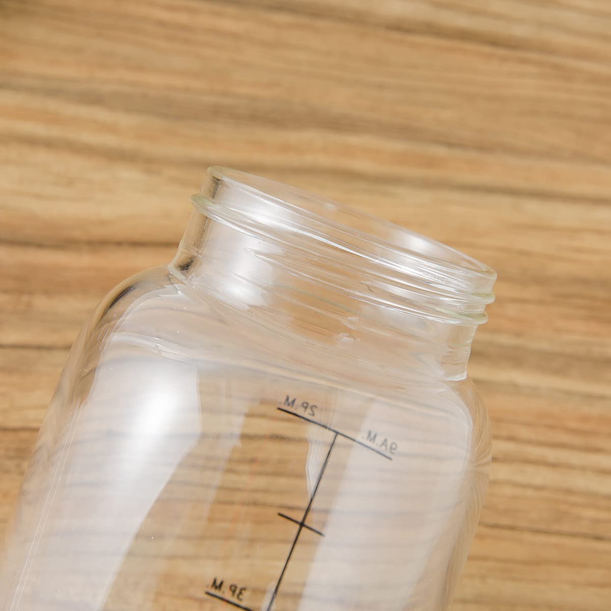 Borosilicate Sipper Glass Water Bottle (650ml), Glass Sipper Bottle with Sleeve, Sports Water Bottle, Fridge Water Bottles for Adults, Men, Women (Pack of 1, Black)