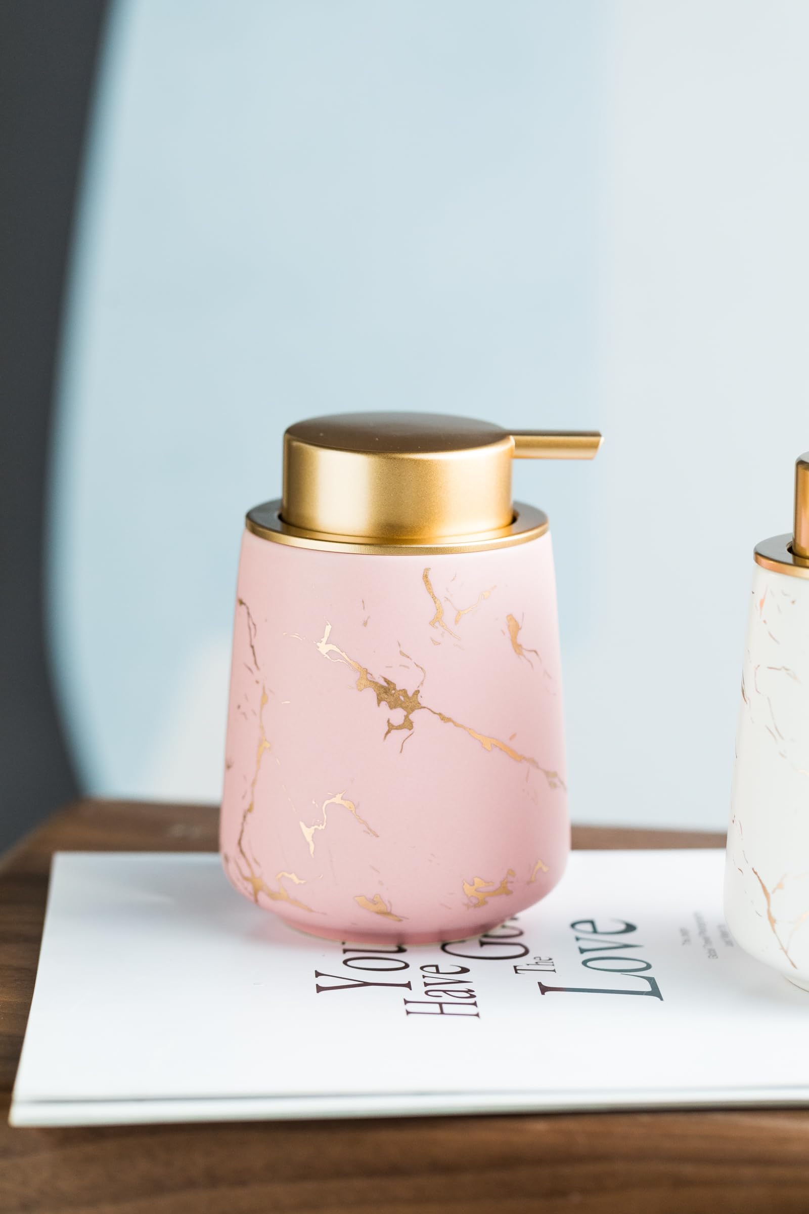 The Better Home 400ml Soap Dispenser Bottle - Pink |Ceramic Liquid Pump Dispenser for Kitchen, Wash-Basin, and Bathroom