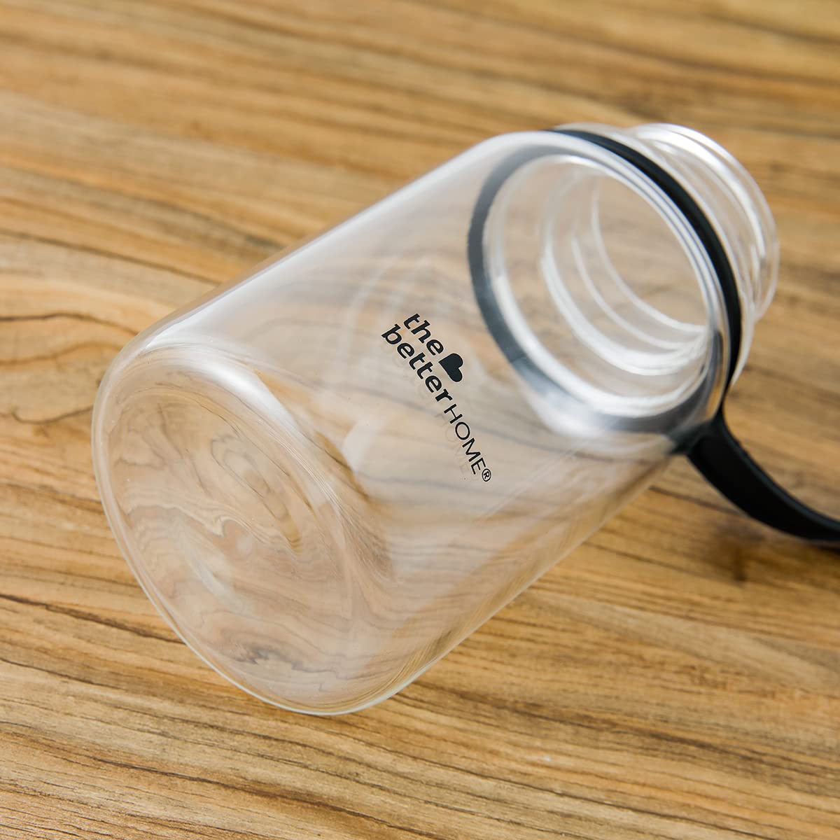 The Better Home Borosilicate Glass Water Bottle with Sleeve 550ml